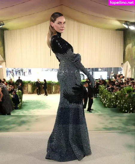 Rebecca Ferguson OnlyFans Thumbnail #P2iJWfXP3G