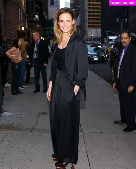 Rebecca Ferguson OnlyFans Thumbnail #ggDMjbkUHj