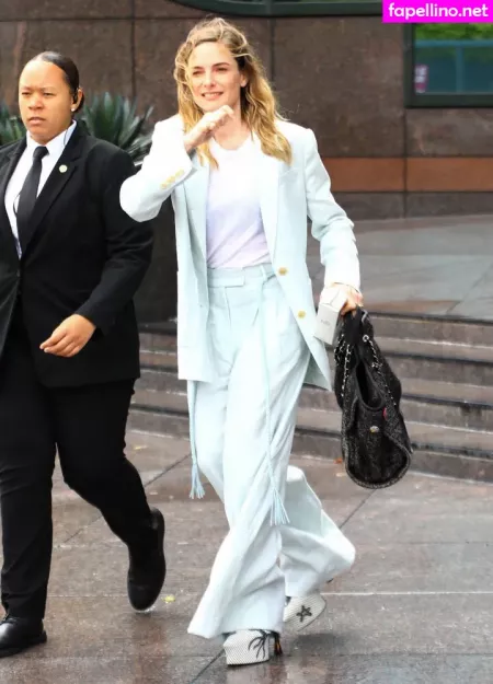 Rebecca Ferguson OnlyFans Thumbnail #pSSyEDEebi