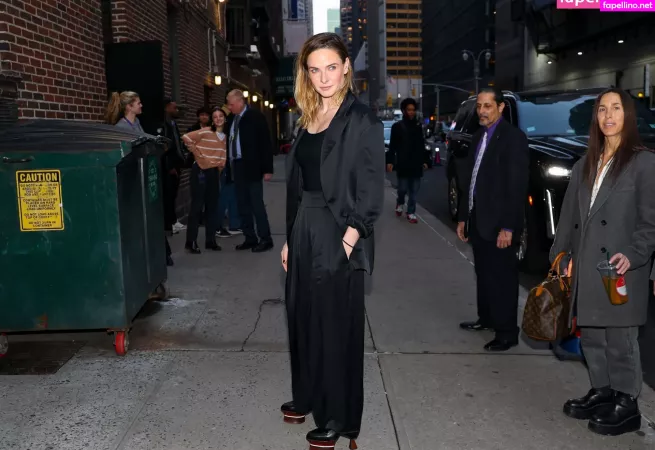 Rebecca Ferguson OnlyFans Thumbnail #q4pPoAqGKu