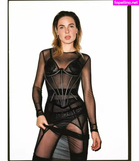 Rebecca Ferguson OnlyFans Thumbnail #xjzhOZKnWg