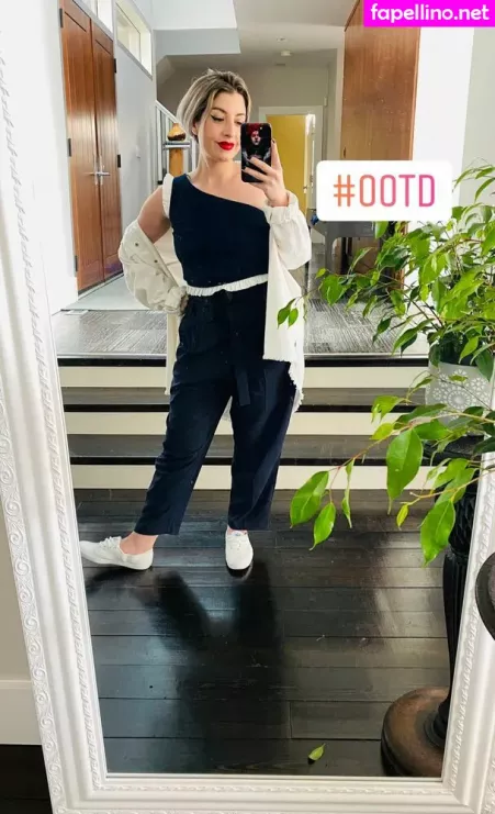 Rebecca Ford OnlyFans Thumbnail #7g1wStdSxk