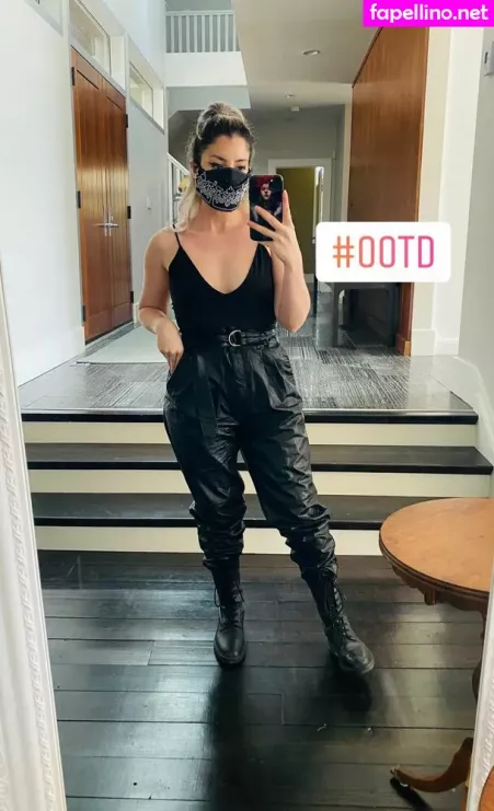 Rebecca Ford OnlyFans Thumbnail #AeIhhuGVgd