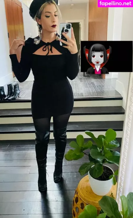 Rebecca Ford OnlyFans Thumbnail #LlvYuMjsvX