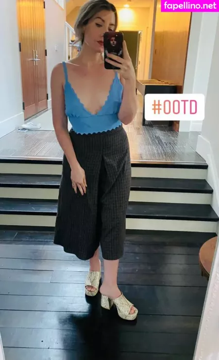 Rebecca Ford OnlyFans Thumbnail #LwgqWbCcYs