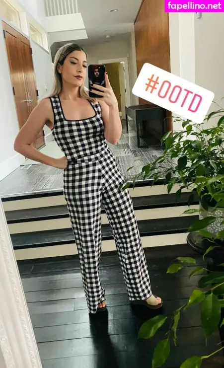 Rebecca Ford OnlyFans Thumbnail #TR7gPfkB4J