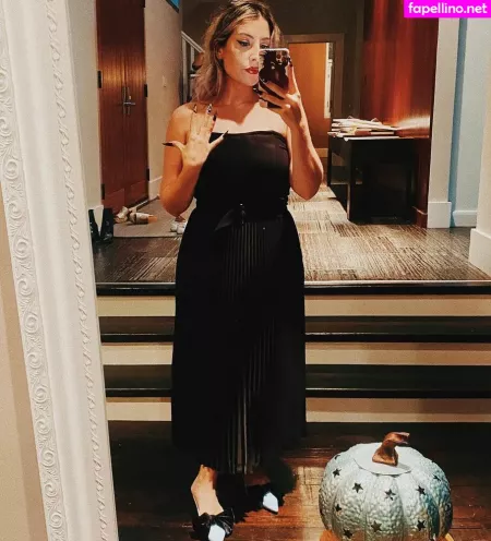 Rebecca Ford OnlyFans Thumbnail #VPUBAbDQDR