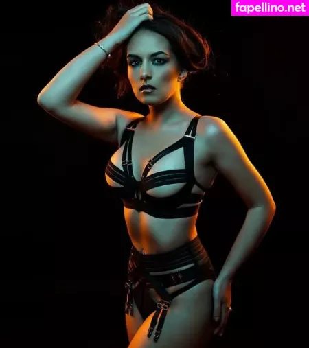 Rebecca Geldard OnlyFans Thumbnail #2czXSYKxZp
