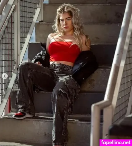Rebecca Grieve OnlyFans Thumbnail #wrgQUx4yt7