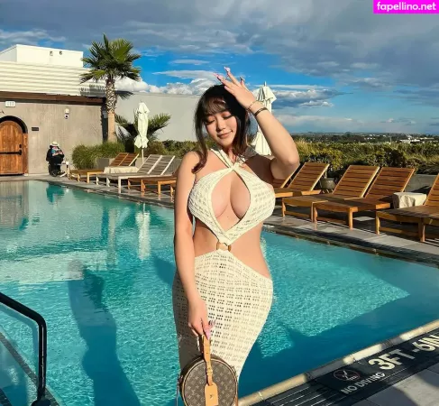 Rebecca Liu OnlyFans Thumbnail #OnN1TWxygV