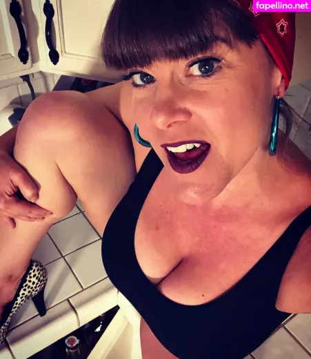 Rebecca Love OnlyFans Thumbnail #3A7hZVw1m6