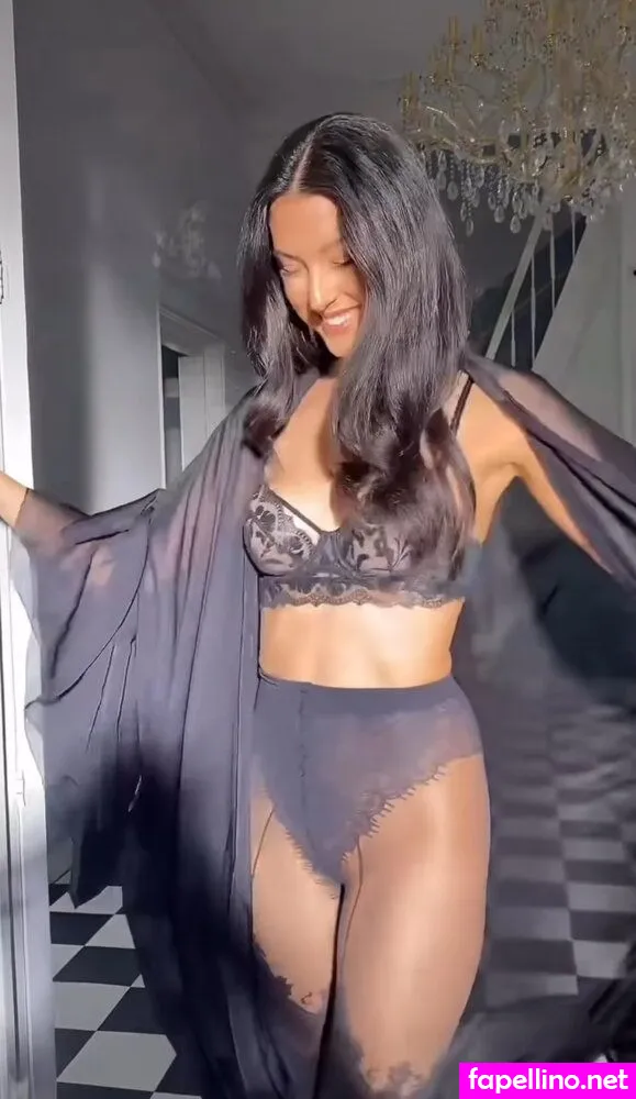 Rebecca Mir, sarahtoninx9_ Nude Leaked OnlyFans Photo #gYKe8GOJqB