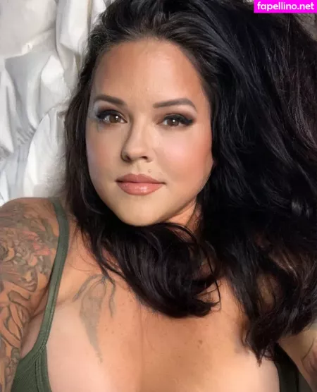 Rebecca Parrot OnlyFans Thumbnail #avJ8FjAXql