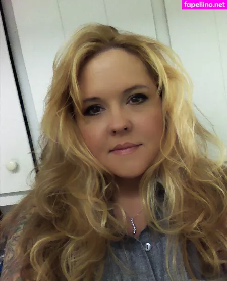 Rebecca Parrot OnlyFans Thumbnail #rmlWK5qHdV