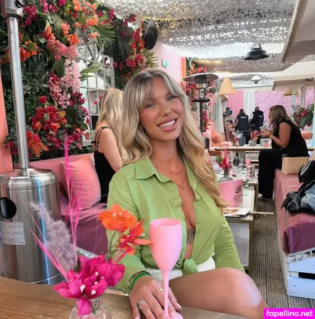 Rebecca Sheldrake OnlyFans Thumbnail #IpkFlkcyVI