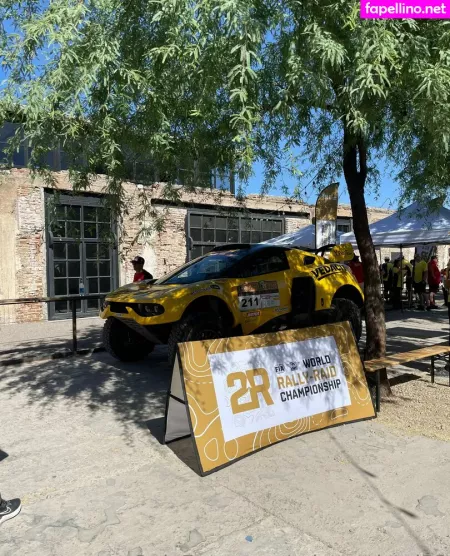 Rebeccabusi33 OnlyFans Thumbnail #CmN33lLqCJ