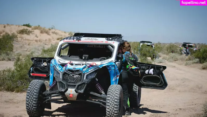 Rebeccabusi33 OnlyFans Thumbnail #DuPNLMU5iE