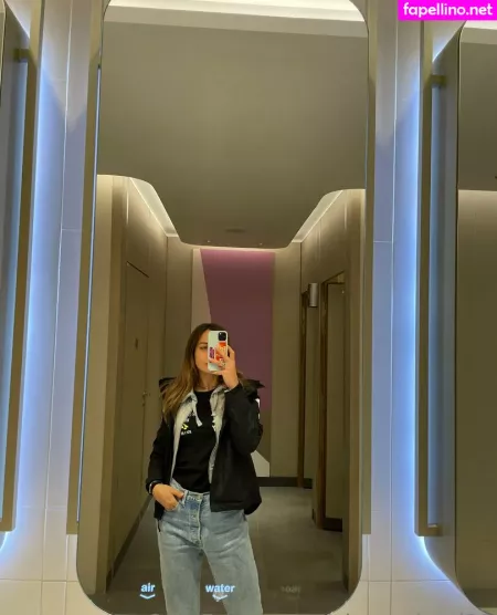 Rebeccabusi33 OnlyFans Thumbnail #NPGJ26PyPE