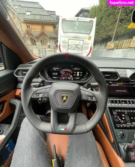 Rebeccabusi33 OnlyFans Thumbnail #dbOGO1kf9a