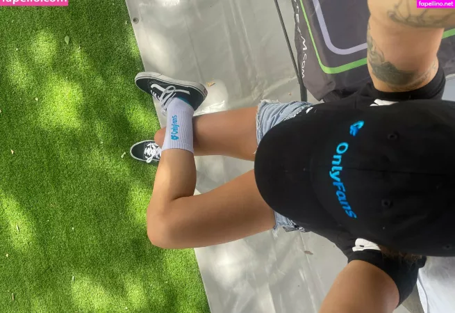 Rebeccabusi33 OnlyFans Thumbnail #xIuIVpZTI2