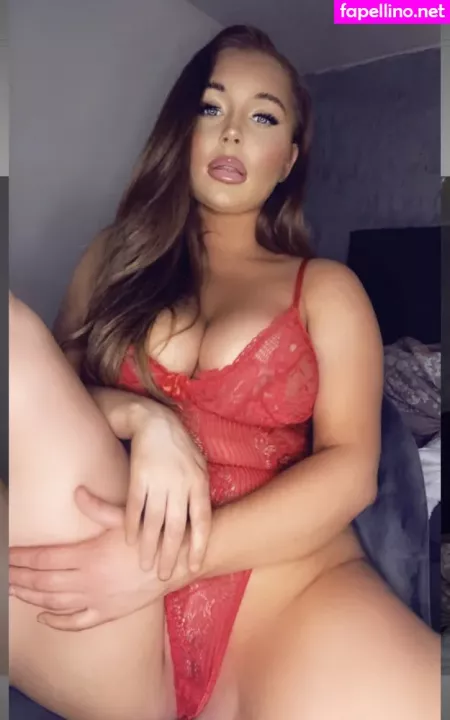 Rebeccacarlisle OnlyFans Thumbnail #8rrWRhYSNR