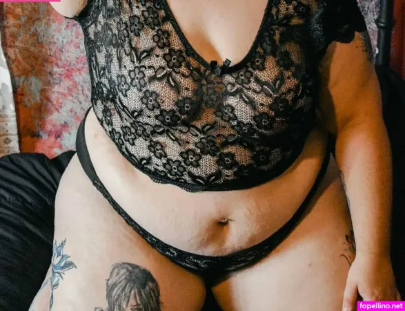 Rebeccalynn9631 OnlyFans Thumbnail #7Vj6xQ3DyM