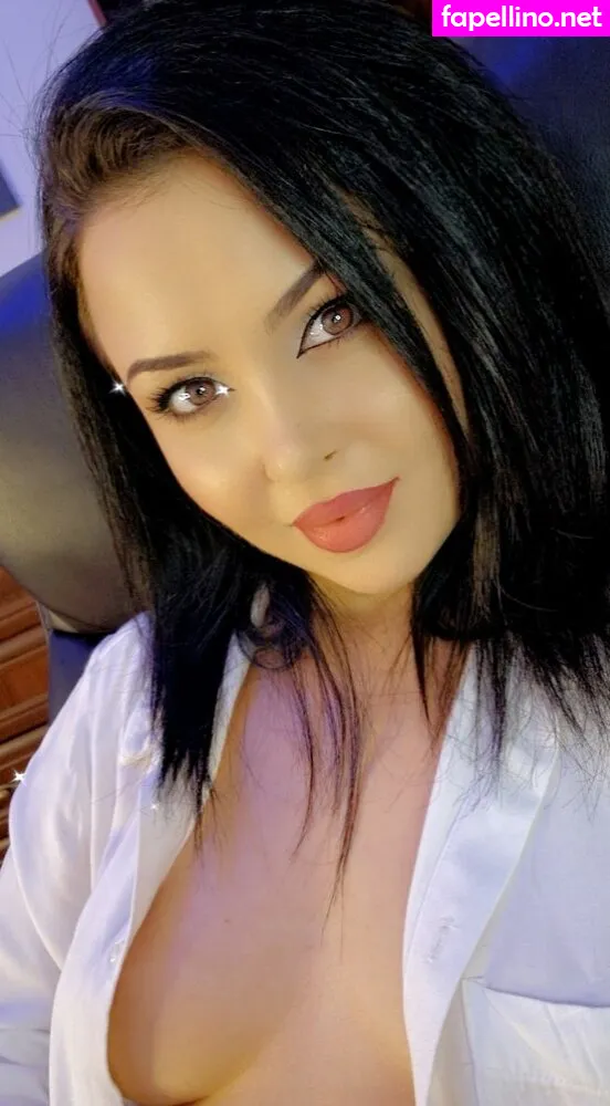 maria.babbyfree, maryrosse_rebe, rebecccamaria Nude Leaked OnlyFans Photo #kWppjBY4D1