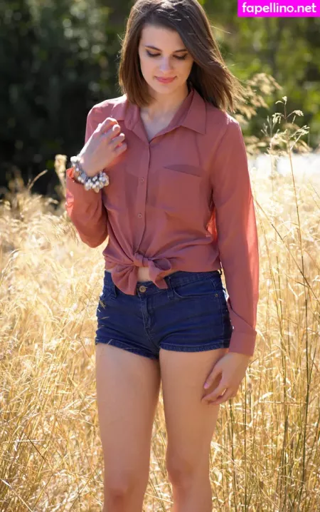 Rebeka Joye OnlyFans Thumbnail #YyE4EwDqlG