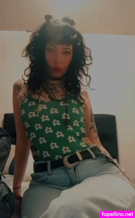 Rebekahrose OnlyFans Thumbnail #zvv0UItXnb