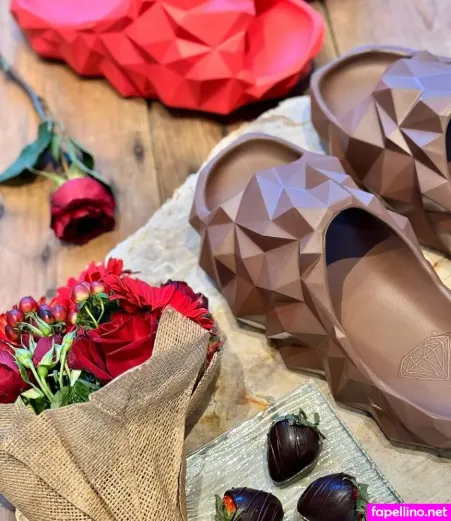 Red Diamond OnlyFans Thumbnail #GlGbKIXgcT