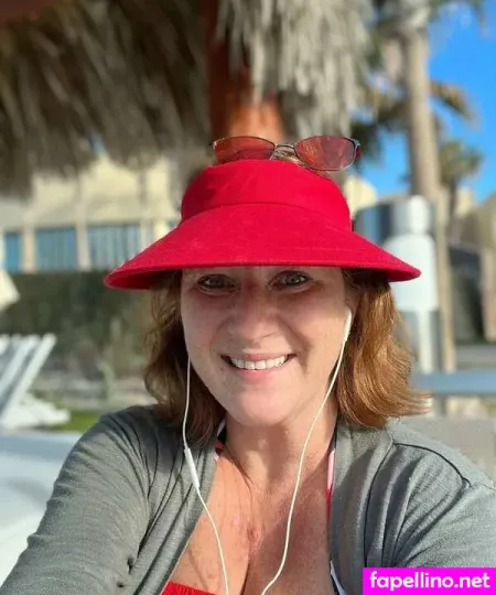 Red Gemi OnlyFans Thumbnail #bcTgIu6Q3Y