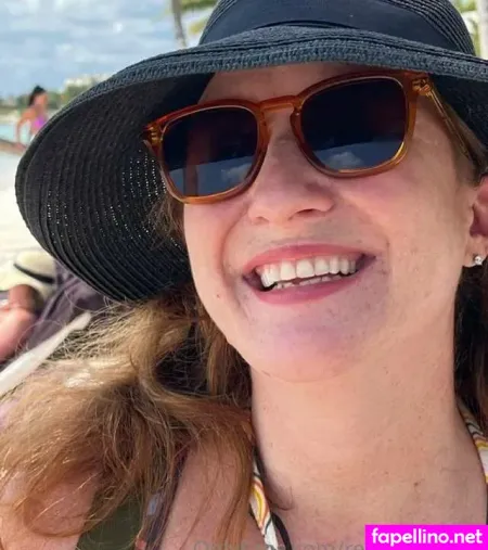 Red Gemi OnlyFans Thumbnail #vSCGMI6siy