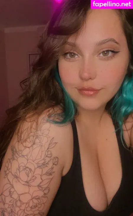 Red Mariana OnlyFans Thumbnail #SLDloiyAc8