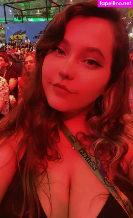 Red Mariana OnlyFans Thumbnail #pBkwemAahj