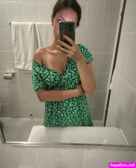 Red Queen7 OnlyFans Thumbnail #7HNazEqe34