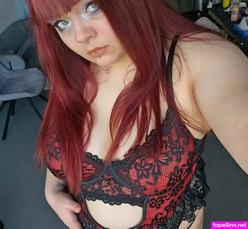 Redaltergirl OnlyFans Thumbnail #ainzcC7KfQ