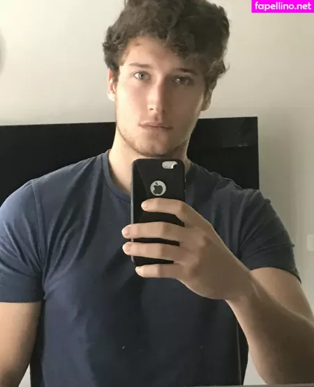 Redarmy OnlyFans Thumbnail #o2upQX2Szr