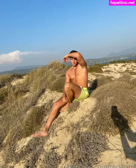 Redarmy OnlyFans Thumbnail #omGnDvs4Cr