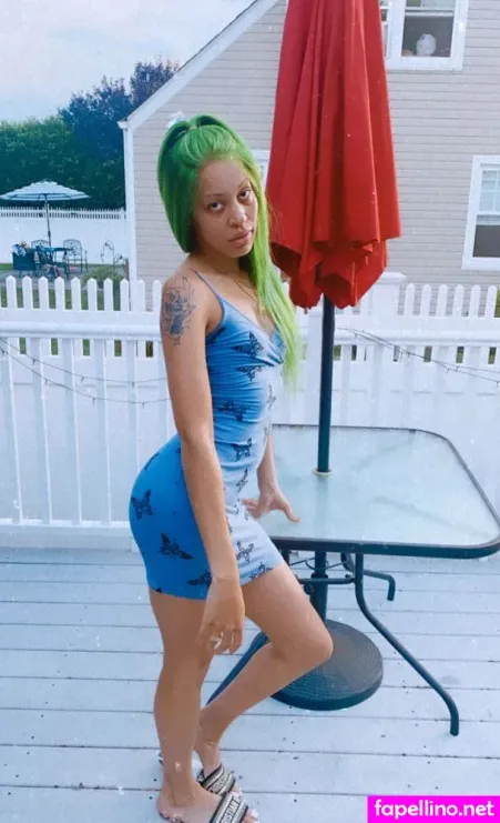 Redbonephee OnlyFans Thumbnail #5XZQMIH3lg