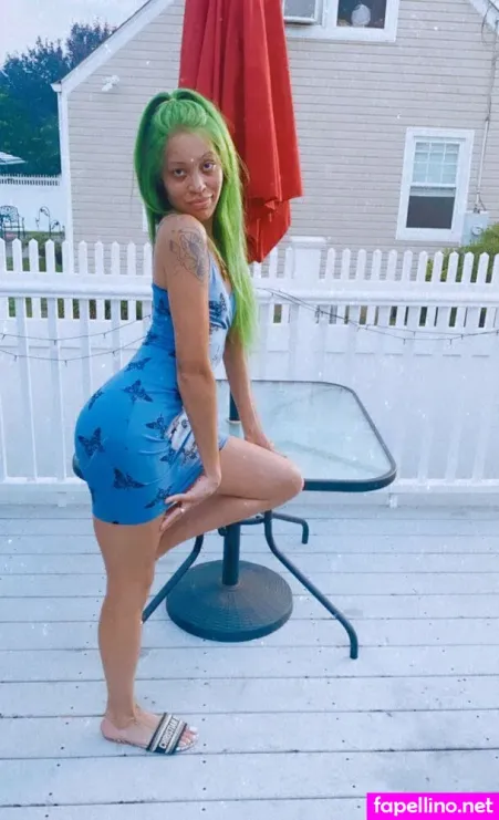 Redbonephee OnlyFans Thumbnail #6Hd268HZ7V