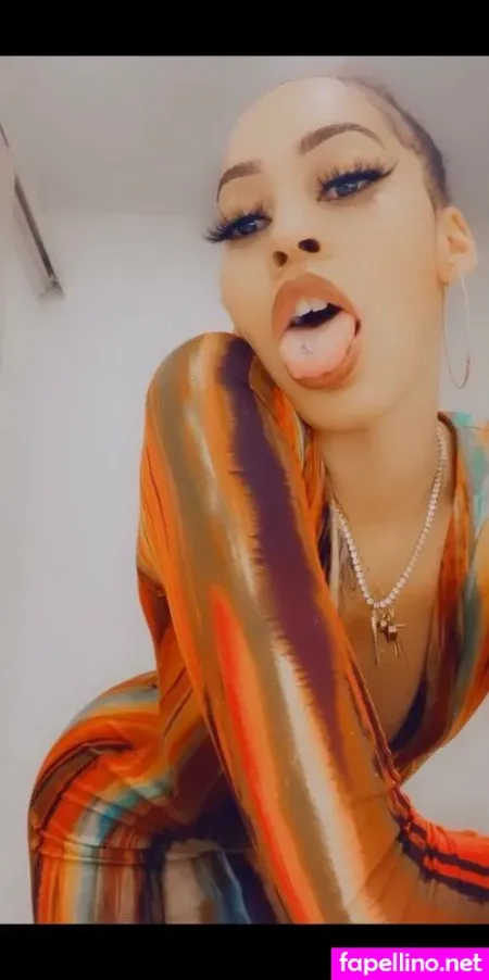 Redbonephee OnlyFans Thumbnail #c2kLiDbrW7