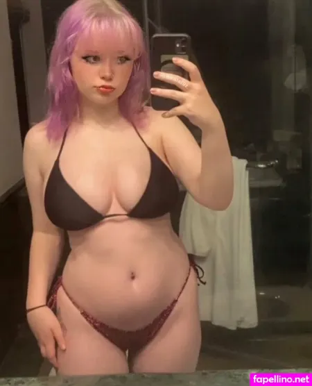 Redd Neko OnlyFans Thumbnail #F9iv2zp92G