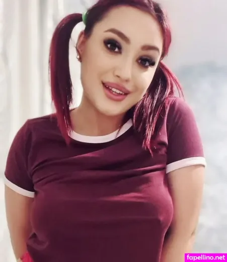 Reddesire OnlyFans Thumbnail #DW8B6jtWCa