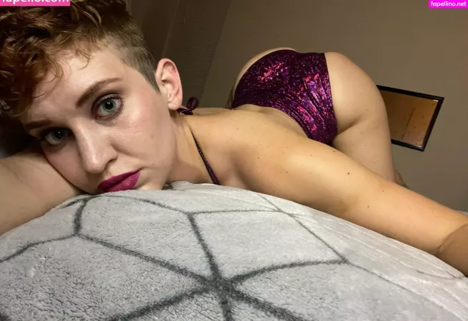 Reddhotqueen OnlyFans Thumbnail #IU0anwU0Om