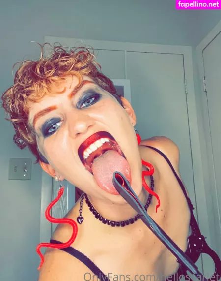 Reddhotqueen OnlyFans Thumbnail #QjzGHjI2Sr