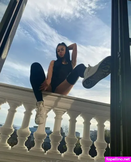 Redelissa OnlyFans Thumbnail #tShwr0qhb4