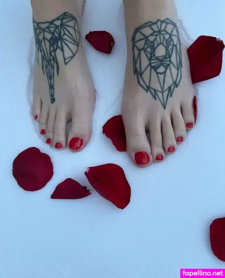 Redfeetwildink OnlyFans Thumbnail #G1Cu4xBkWJ