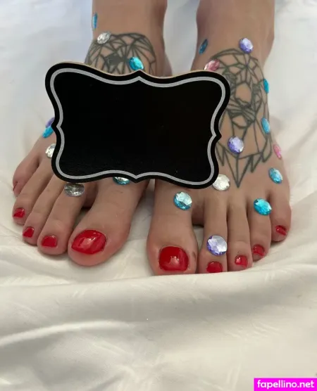 Redfeetwildink OnlyFans Thumbnail #NfBfWzhZjy