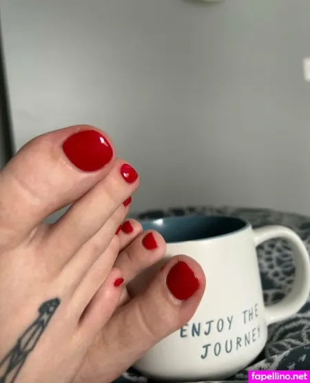 Redfeetwildink OnlyFans Thumbnail #bg810F20r3