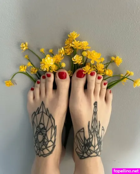 Redfeetwildink OnlyFans Thumbnail #ljJ8v72GYJ